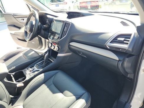 Certified 2023 Subaru Forester Limited image 27