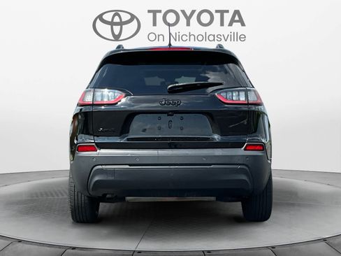 Used 2020 Jeep Cherokee Latitude Plus AWD/4WD image 4