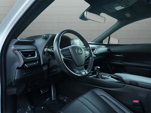 Used 2019 Lexus UX 250h F Sport image 22