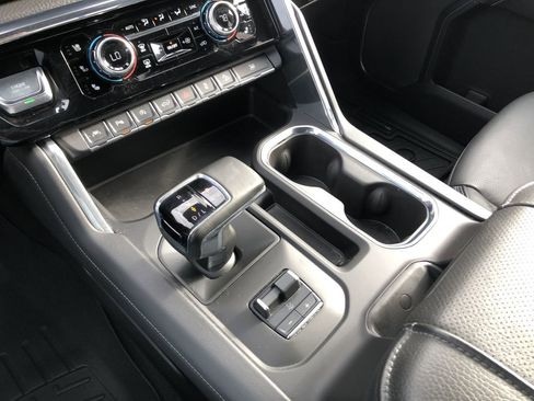 Used 2023 GMC Sierra 1500 Denali w/ Denali Reserve Package image 18