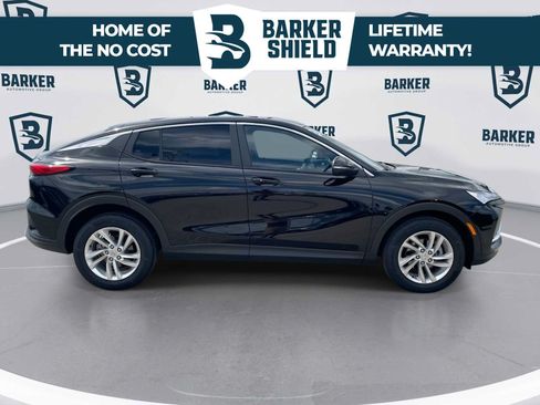 Used 2024 Buick Envista Sport Touring w/ Convenience I Package FWD image 10