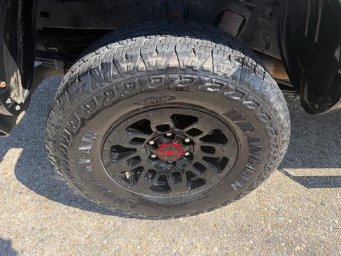 Used 2018 Toyota Tacoma TRD Pro AWD/4WD image 19