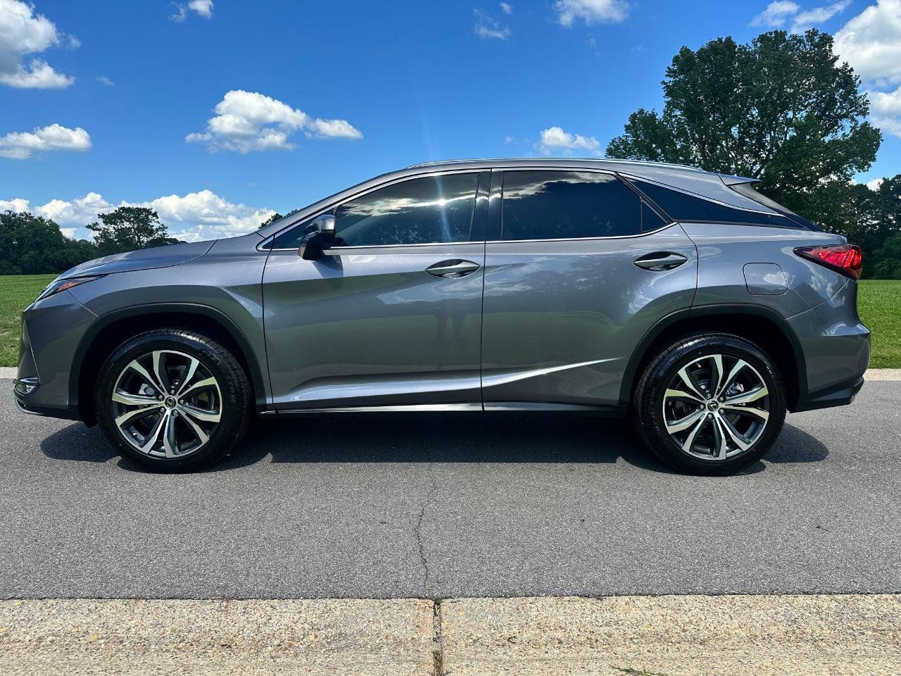 Used 2022 Lexus RX 350 FWD w/ Premium Package image 8