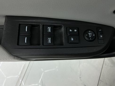 Used 2016 Acura ILX FWD image 39