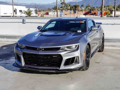 Used 2022 Chevrolet Camaro ZL1 image 4