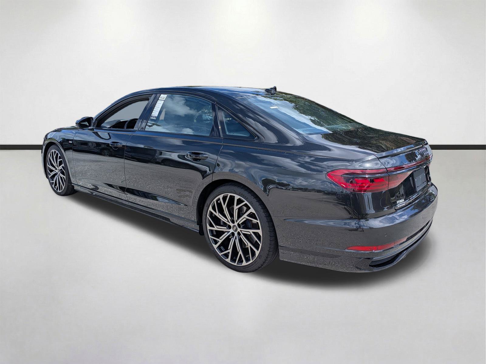 Used 2022 Audi A8 L 3.0T w/ Executive Package AWD/4WD image 6