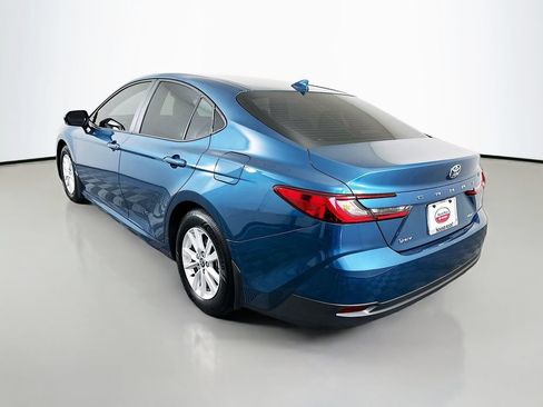 Used 2026 Toyota Camry LE FWD image 7