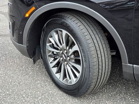 Used 2020 Lincoln Nautilus Reserve image 26