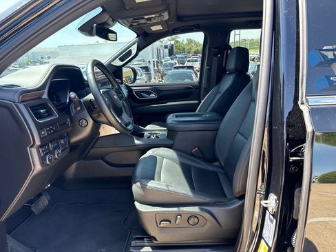 Used 2023 Chevrolet Tahoe LT w/ LT Signature Package AWD/4WD image 14