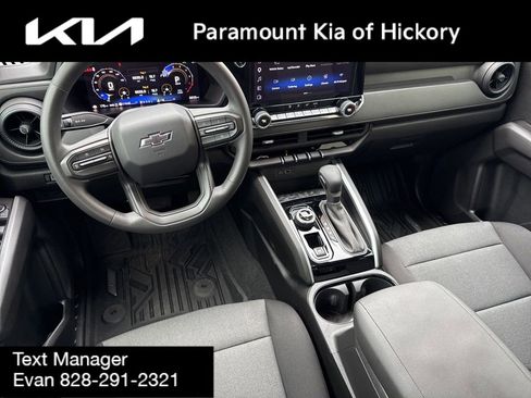 Used 2026 Chevrolet Colorado Trail Boss AWD/4WD image 16