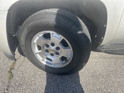 Used 2013 Chevrolet Tahoe LT image 21