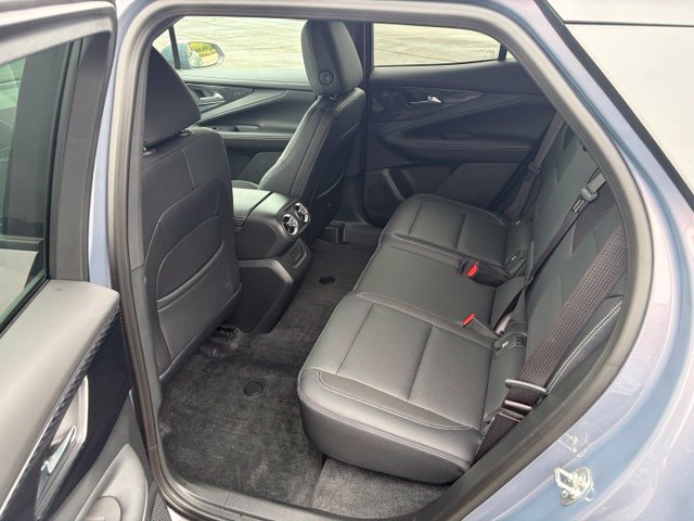 Used 2024 Chevrolet Blazer EV LT AWD/4WD image 12