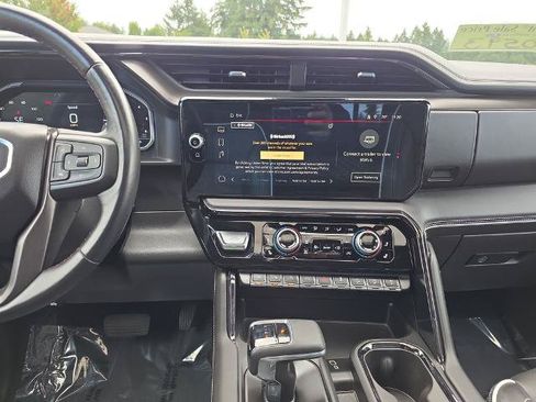 Used 2024 GMC Sierra 1500 AT4X AWD/4WD image 26
