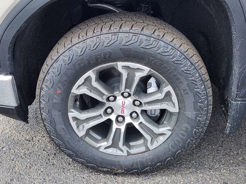 New 2026 GMC Sierra 1500 SLE AWD/4WD image 7