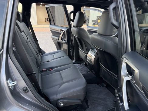 Used 2021 Lexus GX 460 Premium image 40