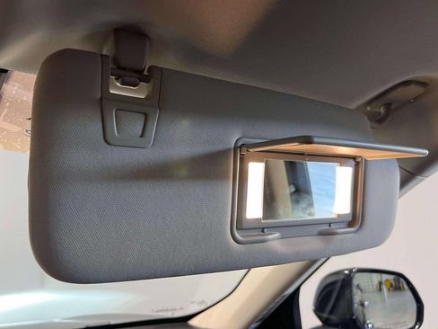 Used 2022 Lincoln Aviator AWD w/ Premium Package image 35