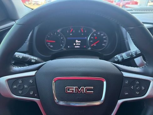 Used 2022 GMC Terrain SLT w/ LPO, Floor Liner Package image 12