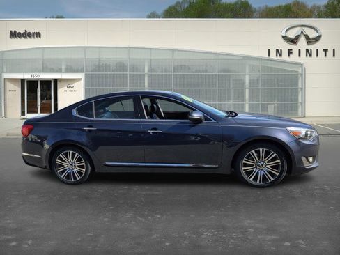 Used 2014 Kia Cadenza Premium w/ Luxury Package image 3