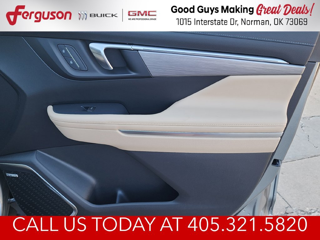 New 2027 Buick Enclave Preferred w/ Power Package FWD image 38