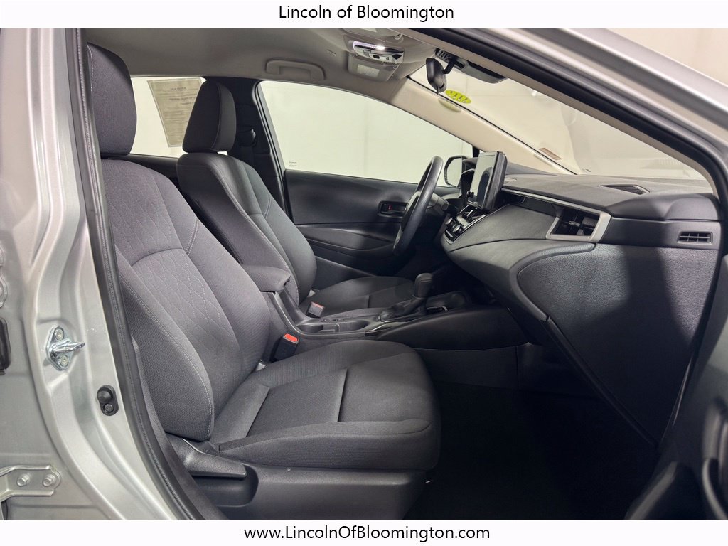 Used 2026 Toyota Corolla LE FWD image 10