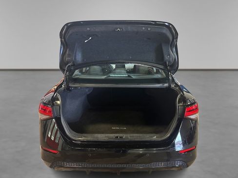 Used 2024 Nissan Sentra SV image 11