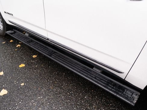 Used 2023 GMC Yukon XL Denali Ultimate image 33