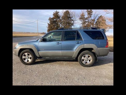 Used 2003 Toyota 4Runner SR5 image 1