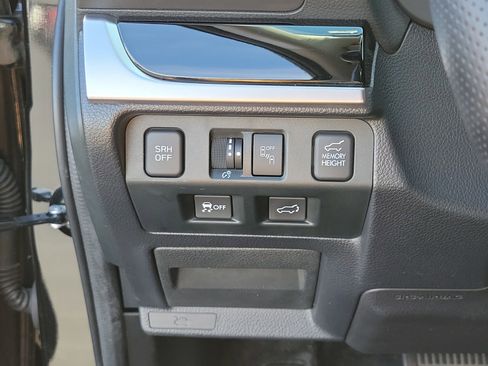 Used 2018 Subaru Forester 2.5i Touring AWD/4WD image 26