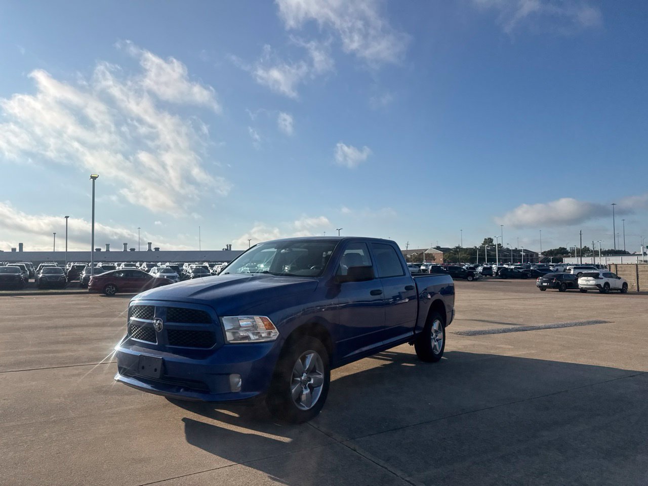 Used 2019 RAM 1500 Express w/ Express Value Package AWD/4WD image 15