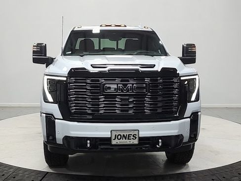 New 2026 GMC Sierra 2500 Denali Ultimate AWD/4WD image 2