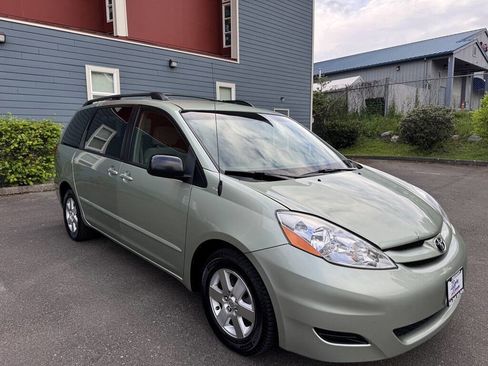 Used 2007 Toyota Sienna CE FWD image 5