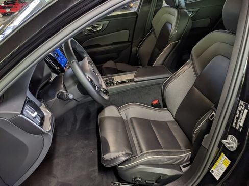 Certified 2024 Volvo S60 B5 Plus FWD image 10