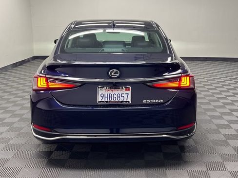 Certified 2023 Lexus ES 300h w/ Premium Package FWD image 6