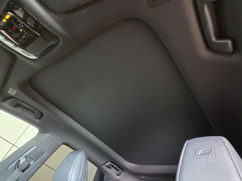 Used 2024 Lexus RX 500h F Sport image 10