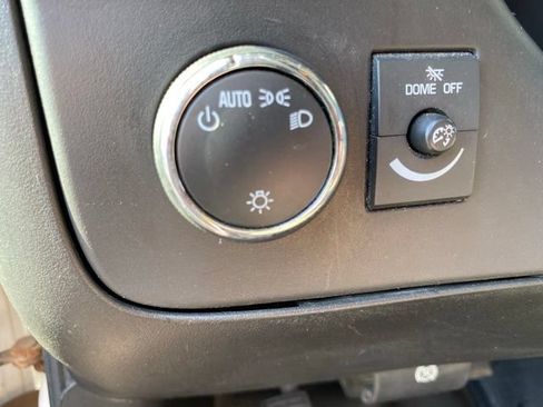 Used 2019 Chevrolet Express 3500 Extended RWD image 16