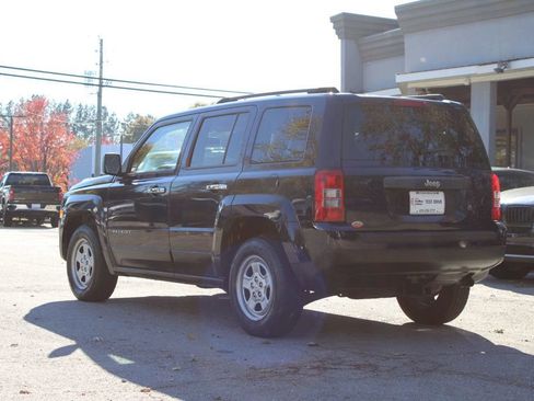 Used 2012 Jeep Patriot Sport image 5
