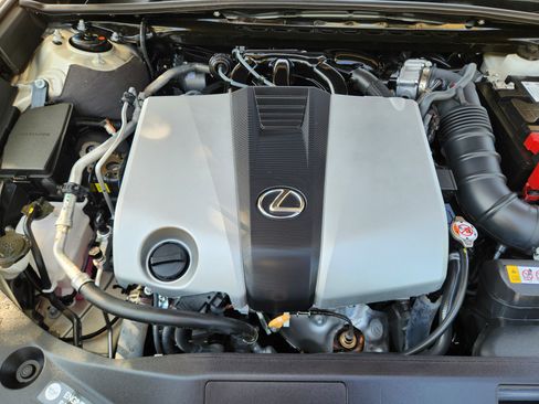 Used 2024 Lexus ES 350 w/ Premium Package FWD image 32