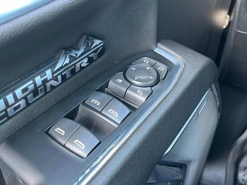 Certified 2024 Chevrolet Silverado 1500 High Country w/ High Country Premium Package AWD/4WD image 33