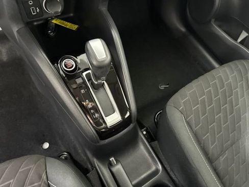 Used 2021 Nissan Kicks S image 20