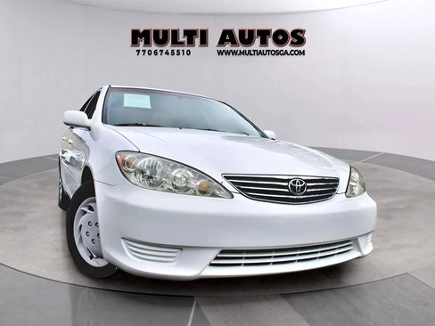 Used 2005 Toyota Camry LE image 27