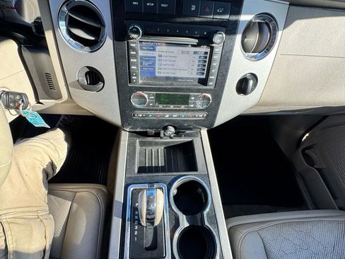 Used 2014 Ford Expedition Limited w/ Equipment Group 301A image 17