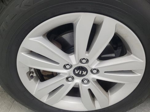 Used 2018 Kia Sportage LX w/ LX Technology Package image 31