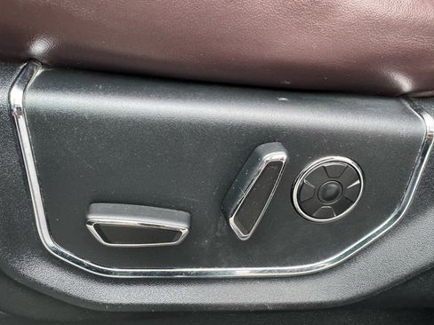 Used 2017 Ford F350 Platinum image 18