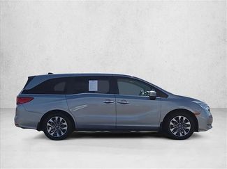 Used 2024 Honda Odyssey EX-L video 4