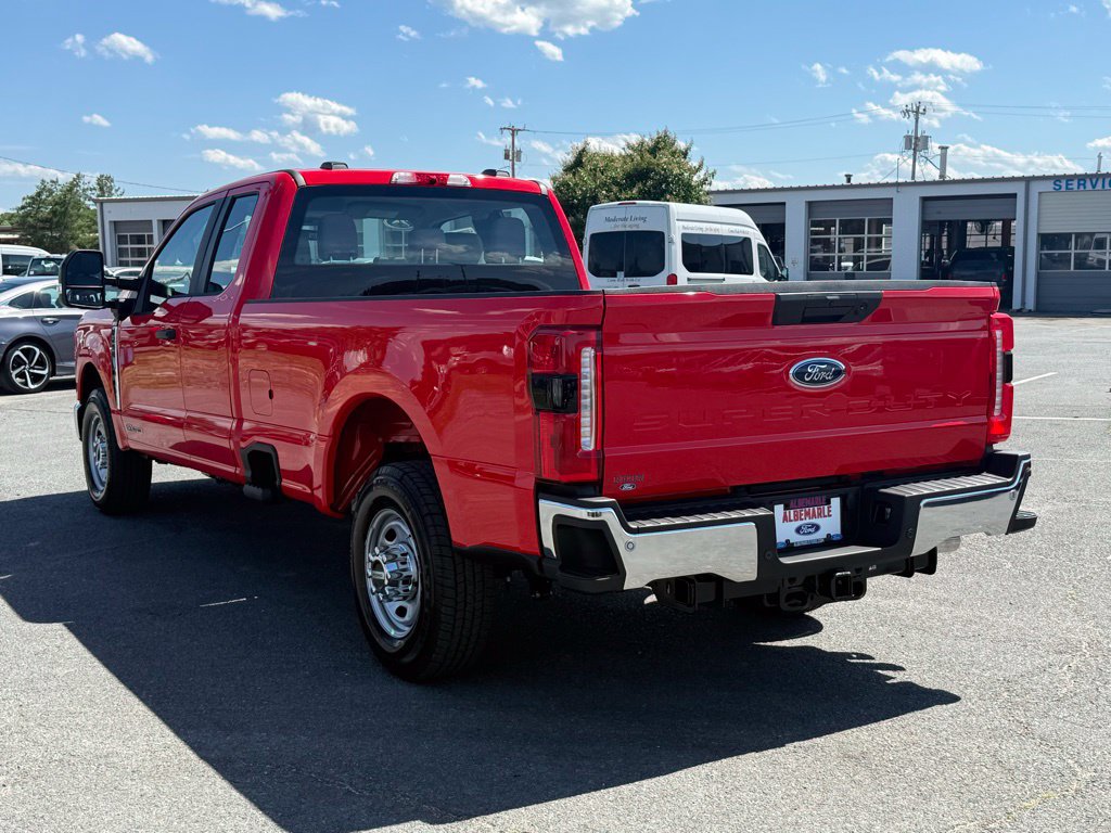 New 2025 Ford F250 XL w/ 360-Degree Camera Package RWD image 6