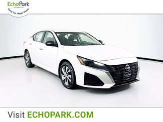 Used 2024 Nissan Altima 2.5 S image 1