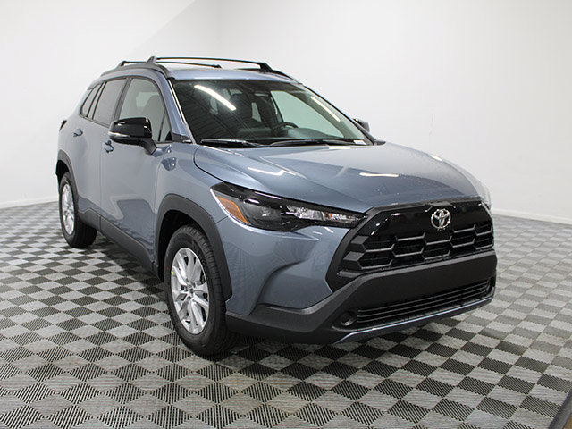 New 2026 Toyota Corolla Cross LE w/ Moonroof Package AWD/4WD image 3