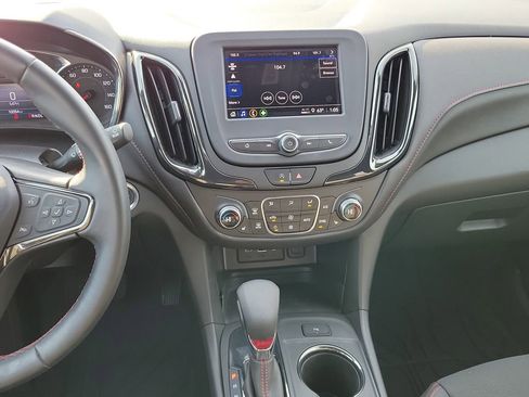 Certified 2023 Chevrolet Equinox RS w/ LPO, Floor Liner Package image 31