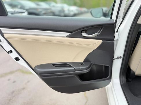 Used 2016 Honda Civic EX-L image 30