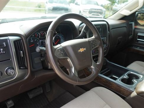 Used 2018 Chevrolet Silverado 1500 LT w/ Texas Edition image 16